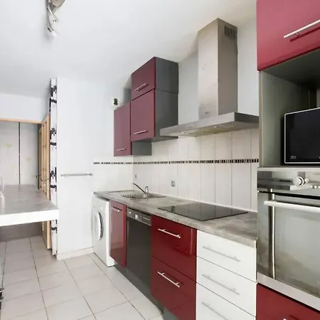 Very Spacious Close To The Sea Apartment Antibes